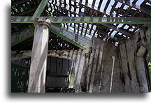 Tea Bay Church Ruins::Ruins on Cat Island, Bahamas::