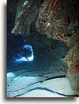 Narrow Passage::Grand Cayman, Caribbean::