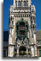 Glockenspiel::Munich, Germany::