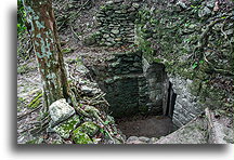 Sotzna Tunnel::El Pilar, Belize::