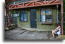 Waiting at the border::Peñas Blancas, Costa Rica::