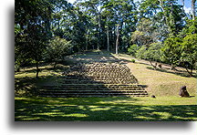 Structure 5::Tak'alik Ab'aj, Guatemala::