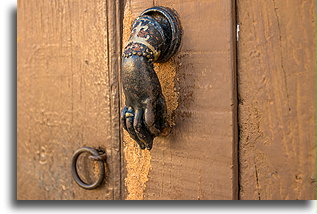 Handle::Izamal, Yucatán, Mexico::