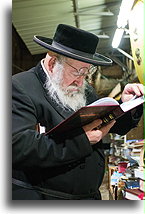 Wise Man::Mea Shearim District, Jerusalem, Israel::