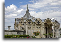 Bathing Pavilion::Beylerbeyi Palace, Istanbul, Turkey::