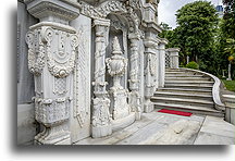 Grand Staircase::Ihlamur Pavilion, Istanbul, Turkey::