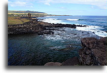 Tahai Shoreline::Easter Island::