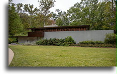 Typical Usonian House::Crystal Bridges Museum, AR, USA::