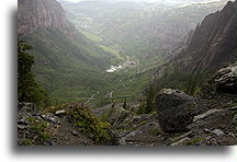 Phenomenal View of the Valley::1000 meters / 3500 feet below we could see Telluride nested in the valley::