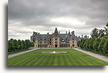 Biltmore Mansion::Biltmore, North Carolina, United States::