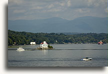 Hudson River View::Mills Mansion, New York, United States::