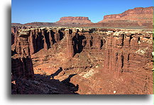 Brown Cliffs::Canyonlands, Utah, USA::