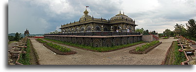 Palace of Gold::New Vrindaban, WV, United States::