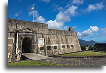 Fort George::Twierdza Brimstone Hill, Saint Kitts, Karaiby::