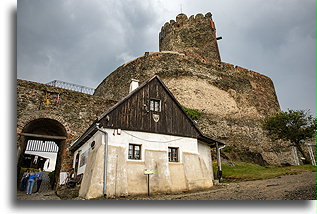 Dom straży::Zamek Bolków, Polska::