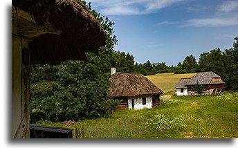 Młyn wodny::Park Etnograficzny w Tokarni, Świętokrzyskie, Polska::